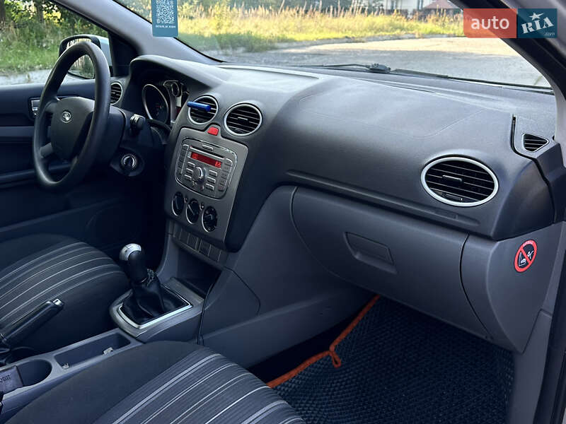 Универсал Ford Focus 2008 в Нетешине