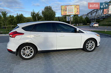 Хэтчбек Ford Focus 2015 в 