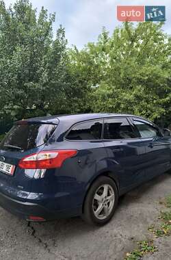Универсал Ford Focus 2013 в 