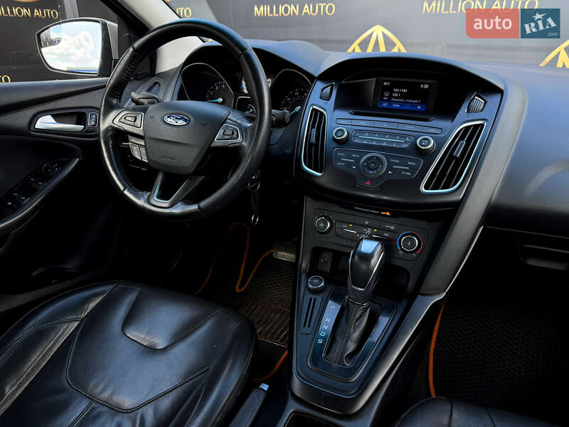 Седан Ford Focus 2015 в Киеве