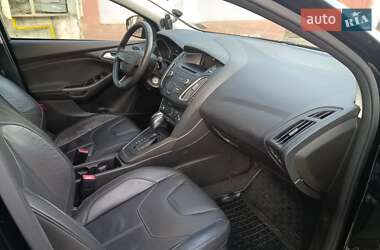 Седан Ford Focus 2016 в 