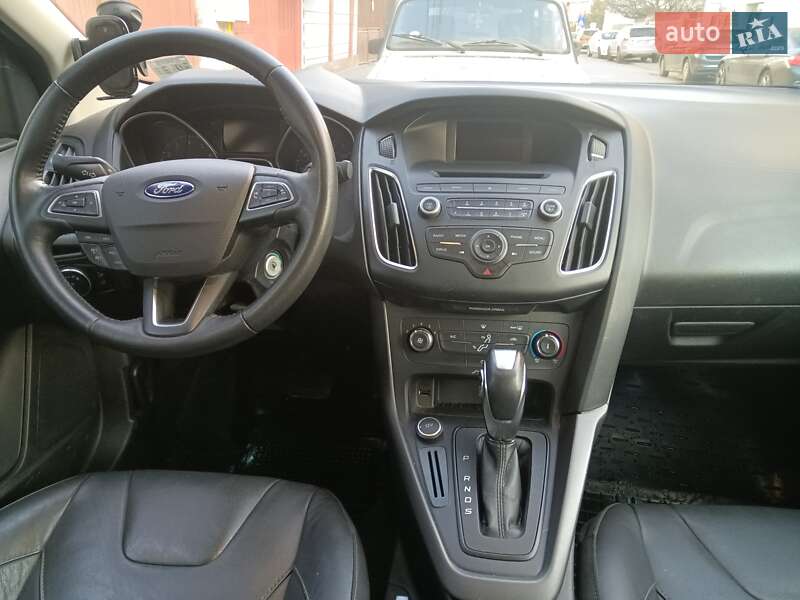Седан Ford Focus 2016 в Кропивницком