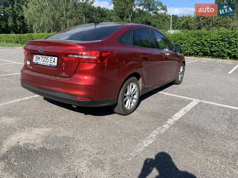 Седан Ford Focus 2015 в Сумах
