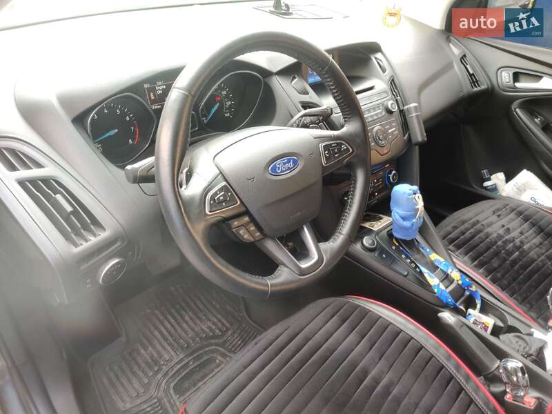 Хетчбек Ford Focus 2015 в Києві