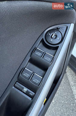 Универсал Ford Focus 2013 в 