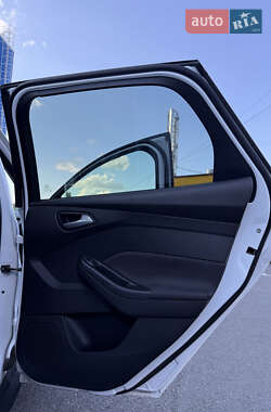 Универсал Ford Focus 2013 в 