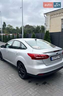 Седан Ford Focus 2016 в 