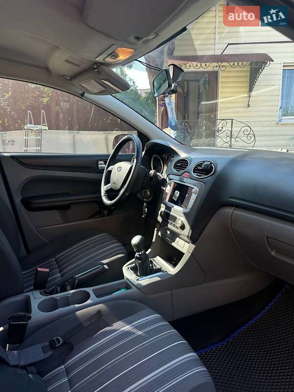 Хэтчбек Ford Focus 2008 в Ивано-Франковске
