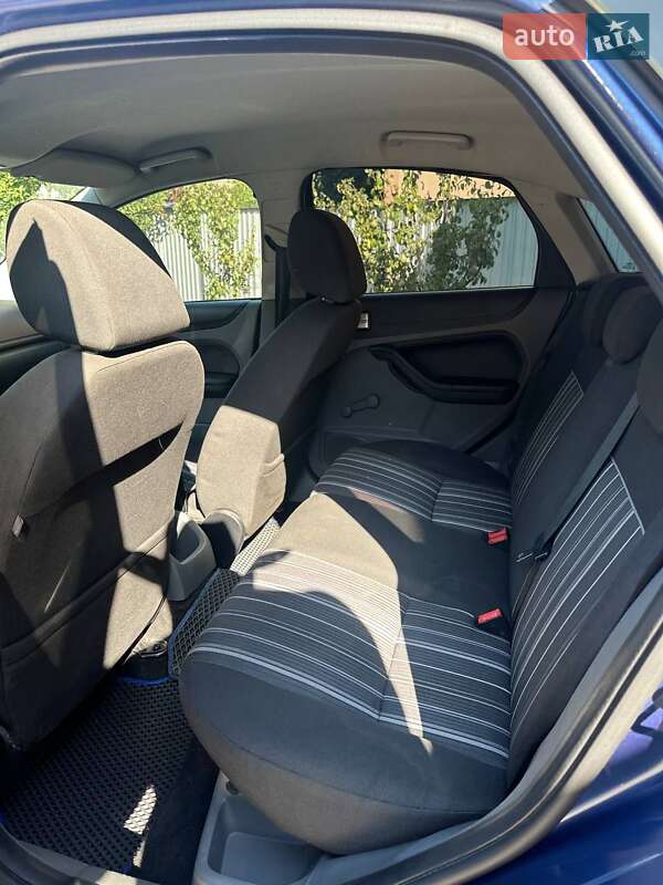 Хэтчбек Ford Focus 2008 в Ивано-Франковске