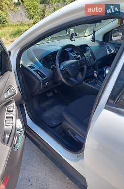 Седан Ford Focus 2018 в 