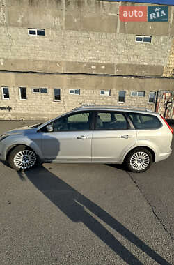 Универсал Ford Focus 2010 в 