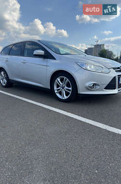 Универсал Ford Focus 2013 в 