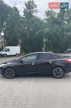 Седан Ford Focus 2012 в 