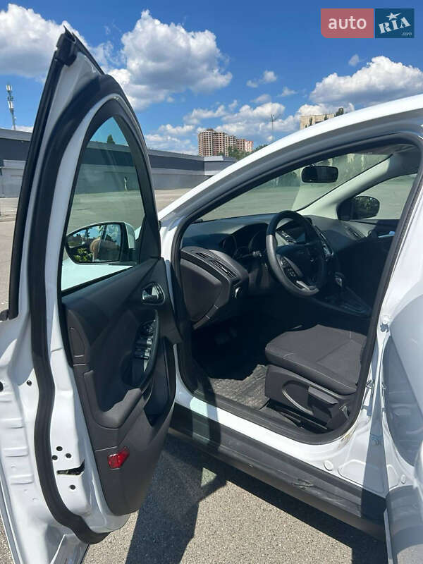 Хэтчбек Ford Focus 2018 в Киеве