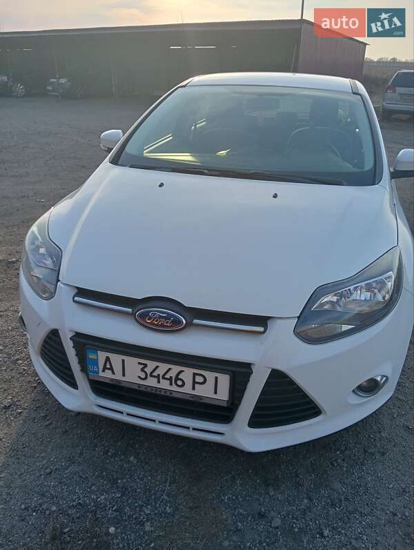 Седан Ford Focus 2012 в 