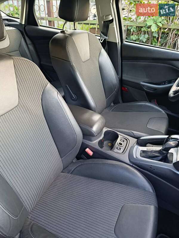 Седан Ford Focus 2011 в Шептицькому