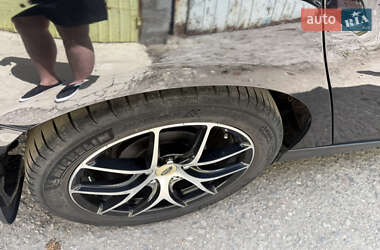 Седан Ford Focus 2015 в 