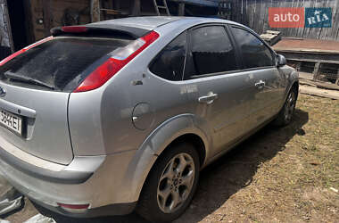 Хэтчбек Ford Focus 2006 в 