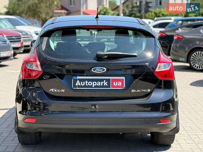 Хэтчбек Ford Focus 2013 в Одессе