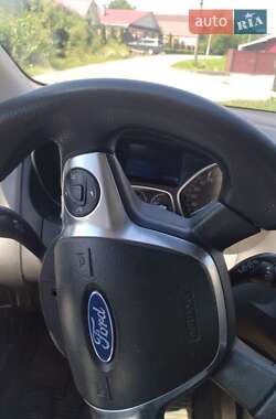 Универсал Ford Focus 2013 в 