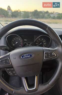 Хэтчбек Ford Focus 2016 в Николаеве