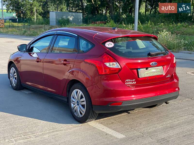 Хэтчбек Ford Focus 2012 в Киеве