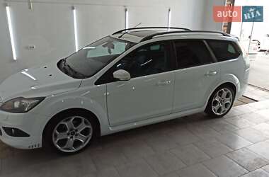 Универсал Ford Focus 2010 в 