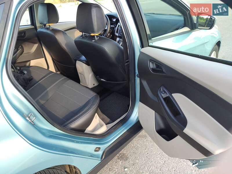 Седан Ford Focus 2012 в Киеве