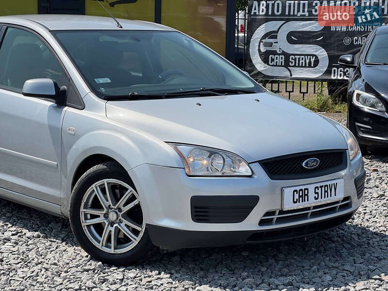 Хэтчбек Ford Focus 2007 в Стрые
