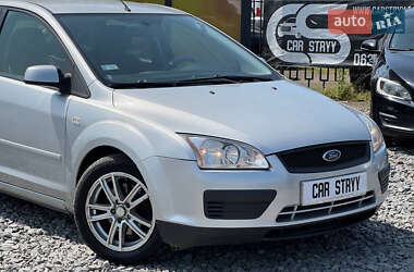 Хэтчбек Ford Focus 2007 в 