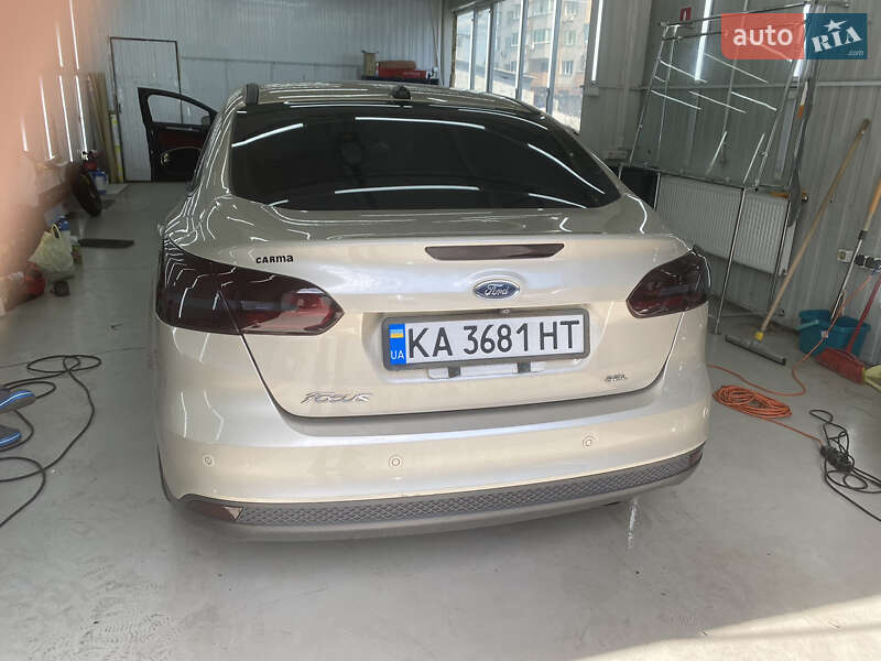 Седан Ford Focus 2017 в Киеве фото 6 Седан Ford Focus 2017 в Киеве