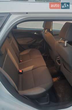 Универсал Ford Focus 2012 в 