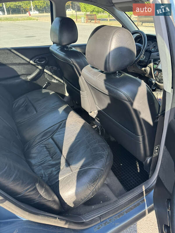 Седан Ford Focus 2000 в Запорожье