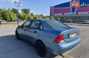 Седан Ford Focus 2000 в 