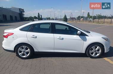 Седан Ford Focus 2014 в 