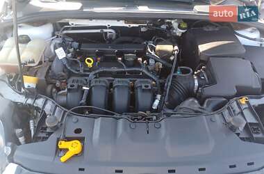 Седан Ford Focus 2014 в 