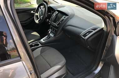 Седан Ford Focus 2014 в 