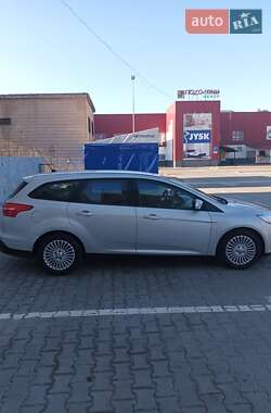Универсал Ford Focus 2015 в 