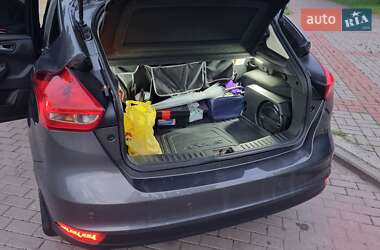 Хэтчбек Ford Focus 2017 в 