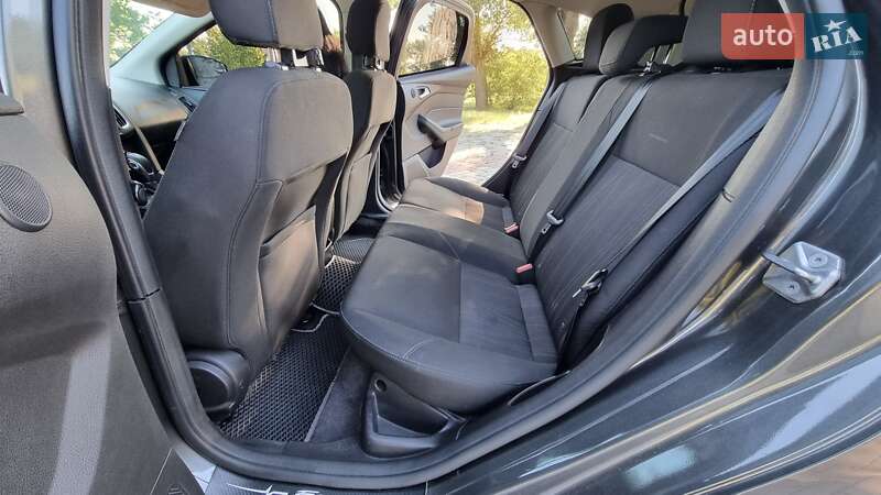 Хэтчбек Ford Focus 2017 в Каневе фото 39 Хэтчбек Ford Focus 2017 в Каневе