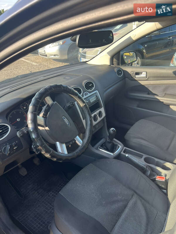Универсал Ford Focus 2006 в Первомайске