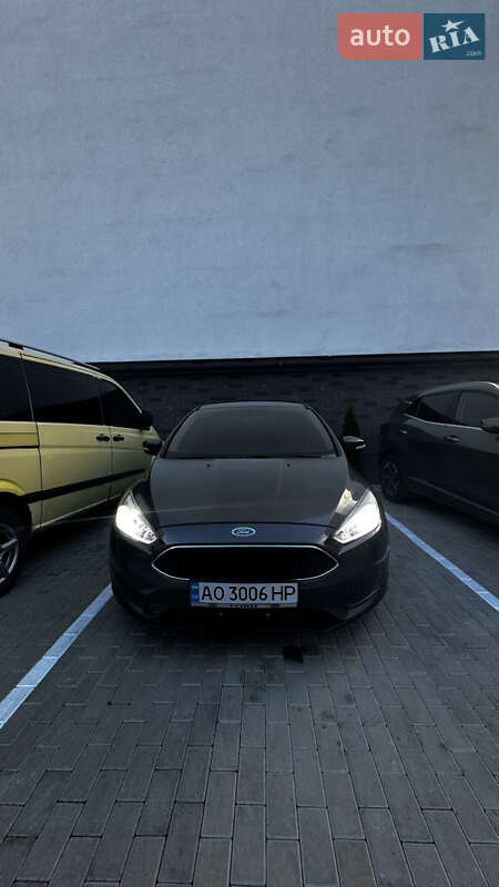 Седан Ford Focus 2015 в Львове фото Седан Ford Focus 2015 в Львове