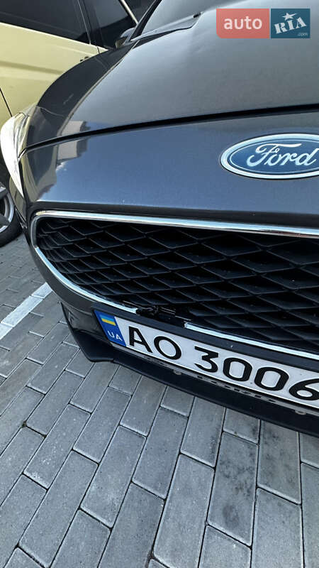 Седан Ford Focus 2015 в Львове фото 8 Седан Ford Focus 2015 в Львове