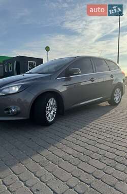Универсал Ford Focus 2011 в 