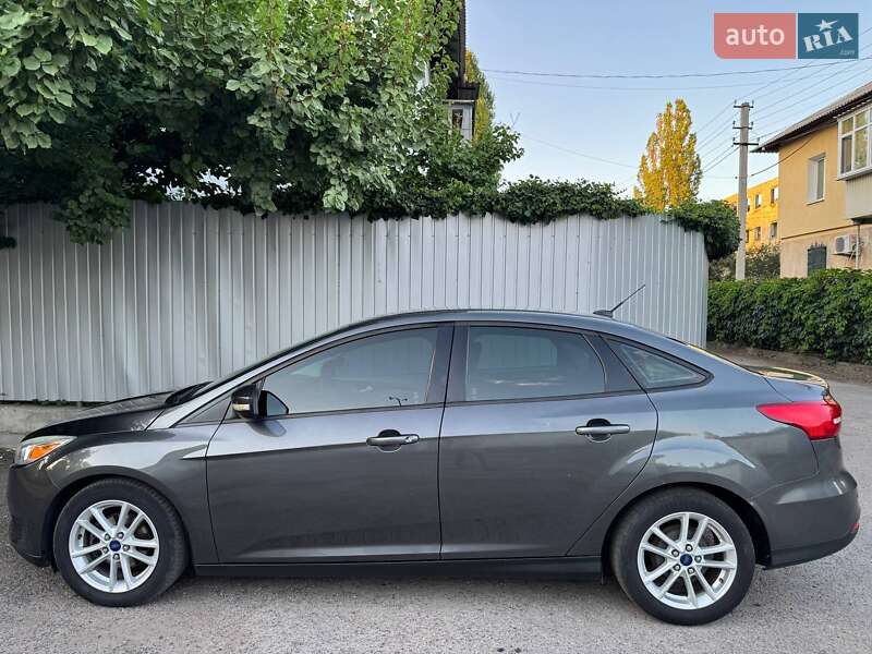Седан Ford Focus 2015 в Никополе