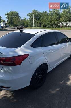 Седан Ford Focus 2016 в Бершаді