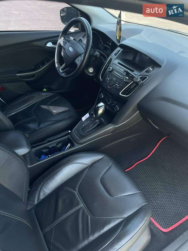 Седан Ford Focus 2016 в Бершади фото 12 Седан Ford Focus 2016 в Бершади