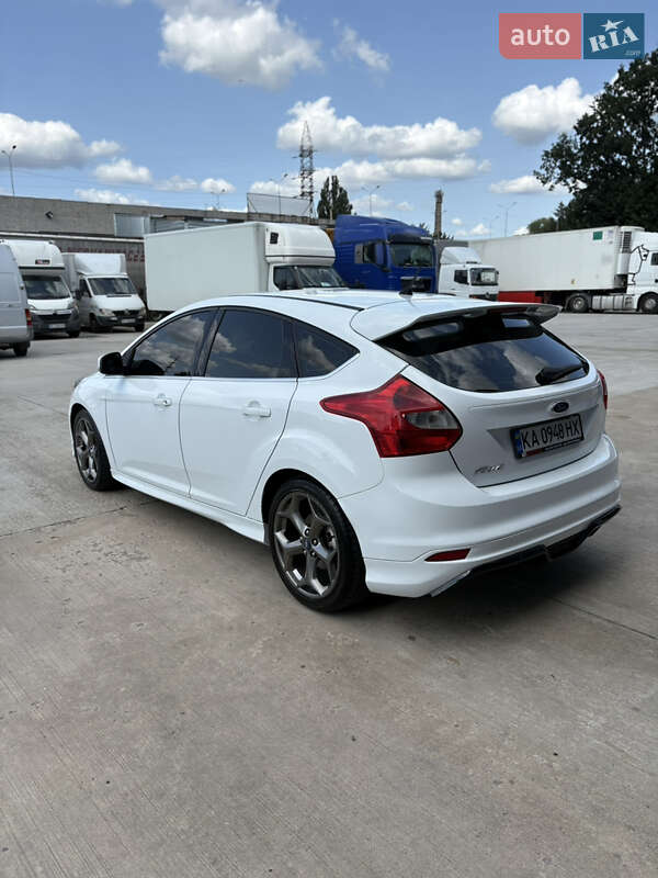 Хэтчбек Ford Focus 2013 в Броварах