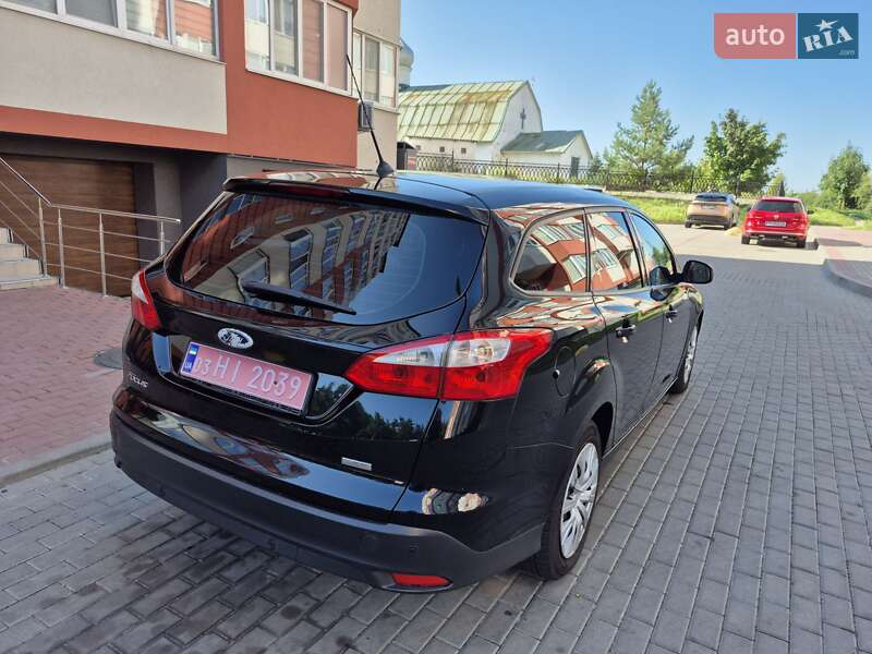 Универсал Ford Focus 2013 в Вараше
