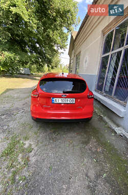 Хэтчбек Ford Focus 2016 в 